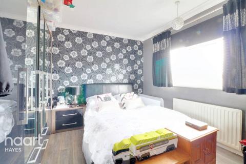 50 Romney Road, Hayes, UB4 8PU