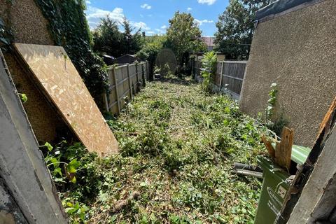 82 School Road, Dagenham, RM10 9QL