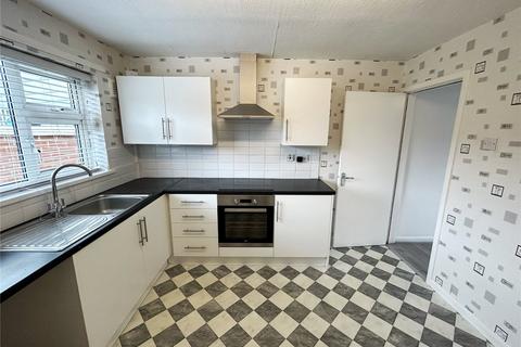 6 Walnut Avenue, Oldham, OL4 2EQ
