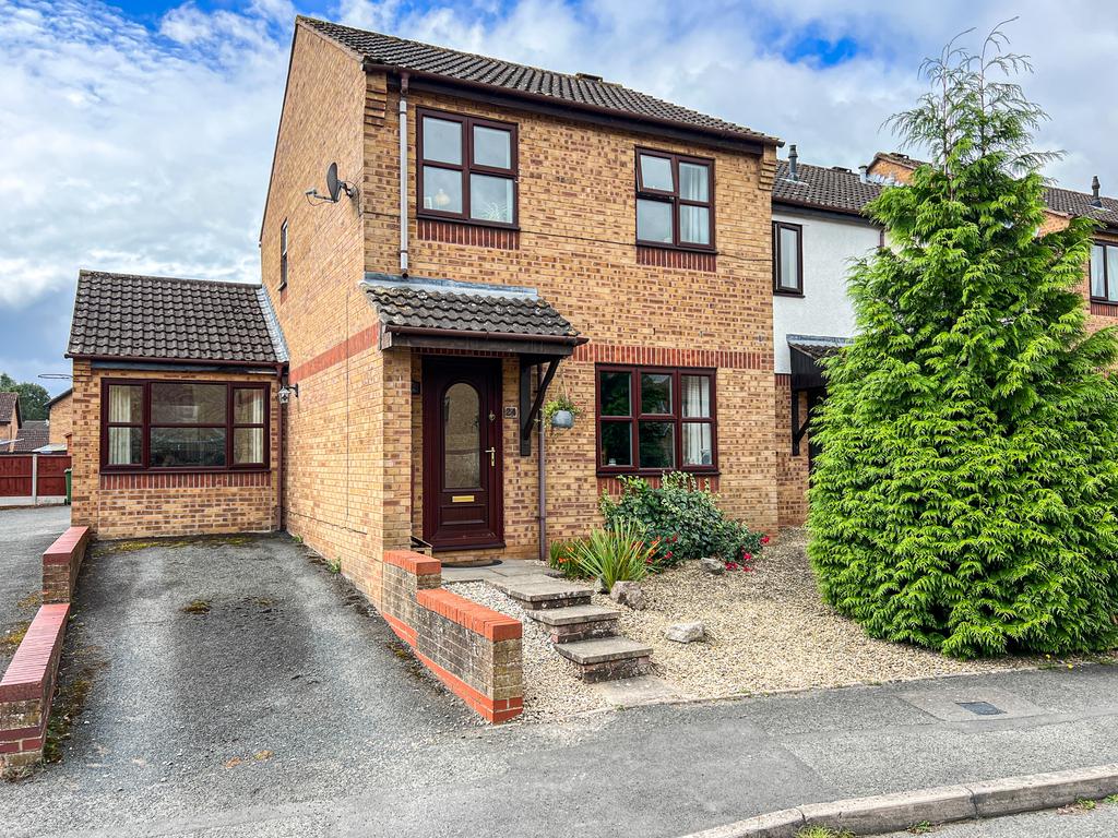 Off Yazor Road, Hereford 4 bed end of terrace house £265,000
