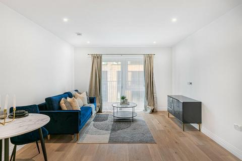 1 bedroom flat to rent, Chelsea Creek, London, SW6