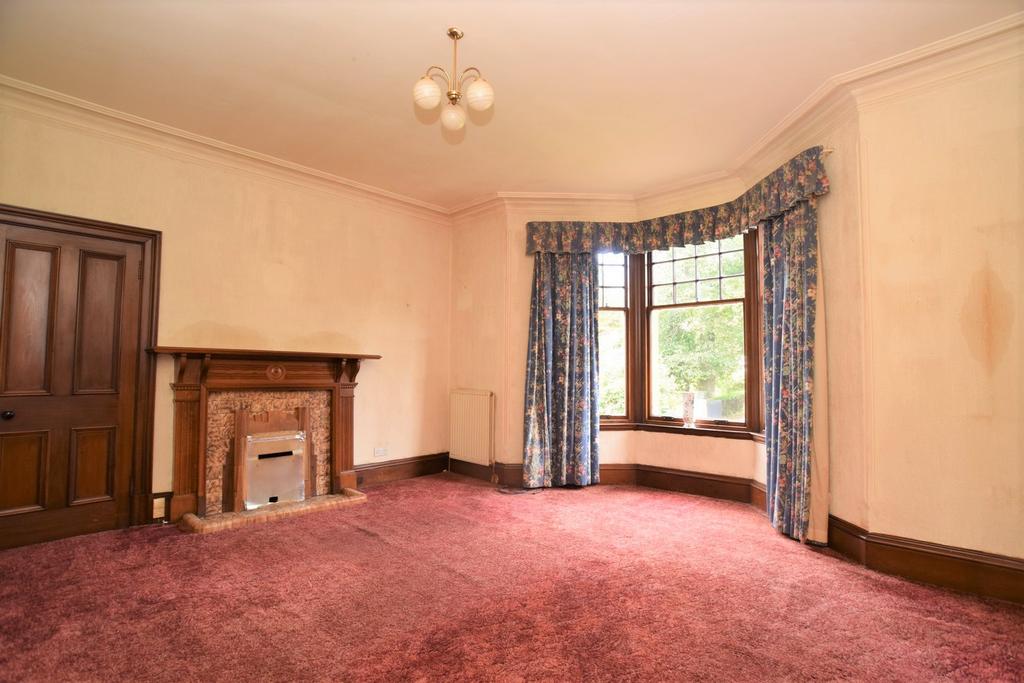 78 Edinburgh Road, Dumfries, DG1 1JU 4 bed semidetached house £220,000