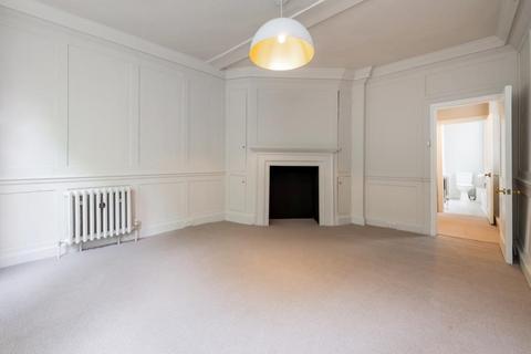 3 bedroom apartment to rent, Hampstead High Street, Hampstead, NW3