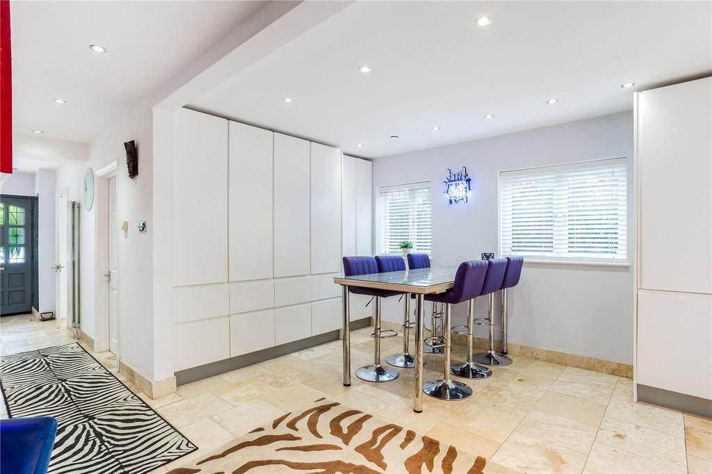 Breakfast Room
