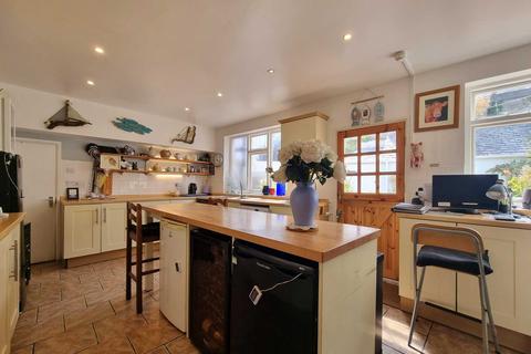 6 bedroom house for sale, The Strand, Bideford