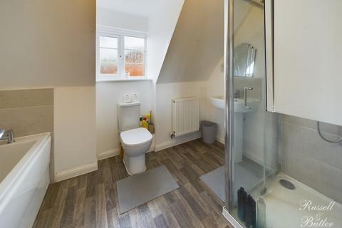 15 Cotton End, Buckingham, MK18 7RJ