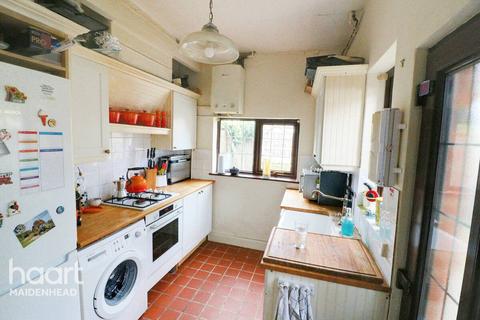 2 bedroom semi-detached house for sale - North Town Road, Maidenhead