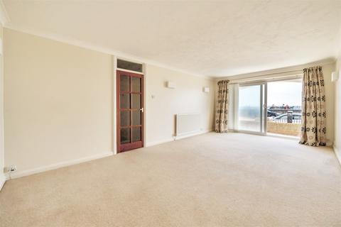 2 bedroom flat for sale - Berkeley Court, The Esplanade, Bognor Regis, PO21