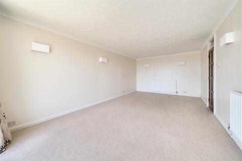 2 bedroom flat for sale - Berkeley Court, The Esplanade, Bognor Regis, PO21