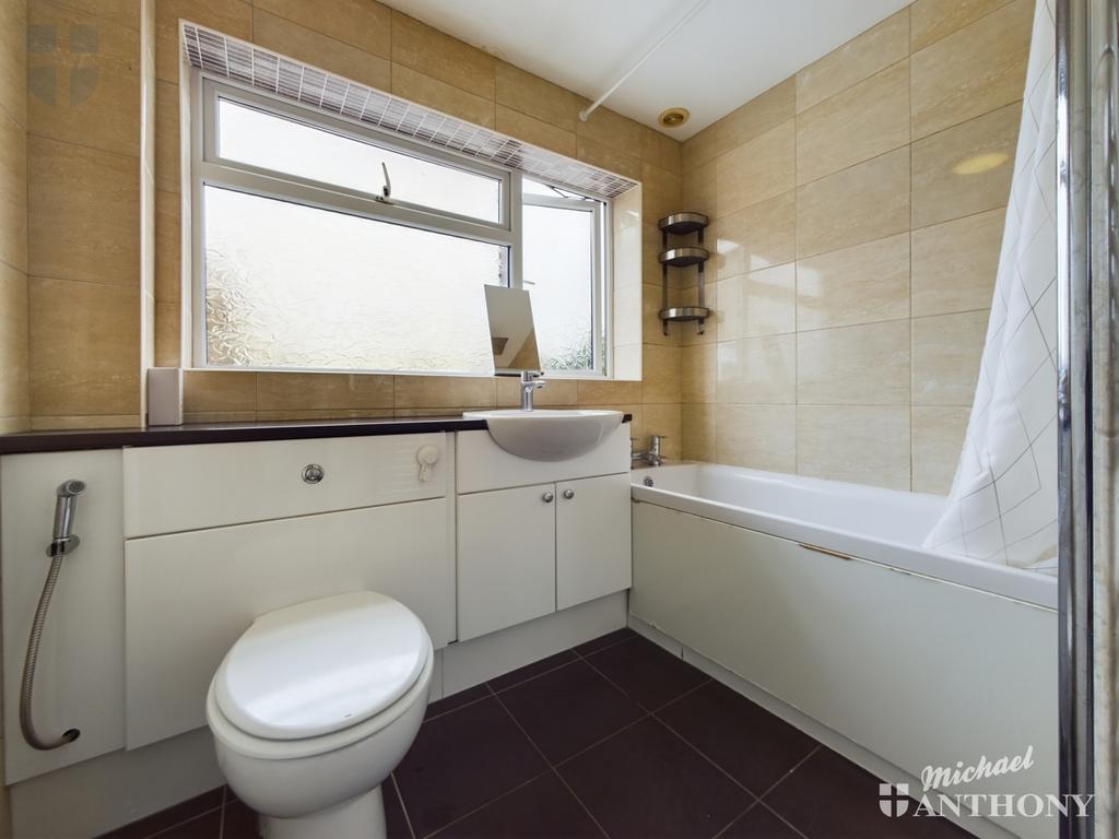 Cam01064 g0 pr0482 still016