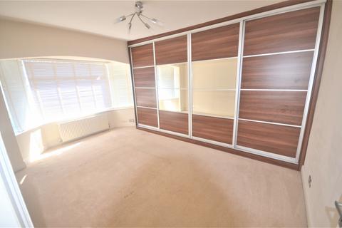 60 Abbotswood Gardens, Ilford, IG5 0BQ