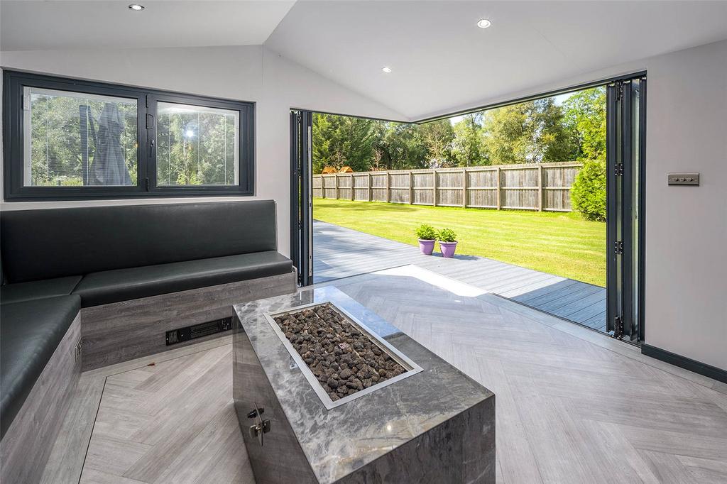 Summer House