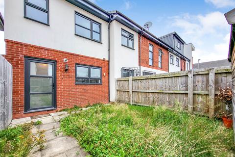 2 bedroom terraced house for sale, Yew Tree Road, Fallowfield, Manchester, M14