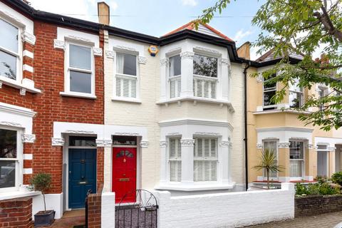 10 Gladwyn Road, London, SW15 1JY