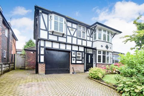 4 bedroom detached house for sale, Sunningdale Avenue, Whitefield, M45