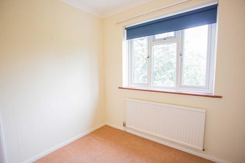 13 Worcester Close, Rochester, ME2 3SY