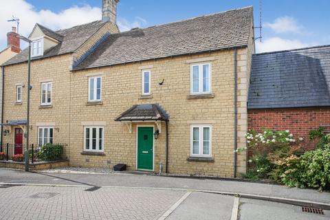 12 Beceshore Close, Moreton-in-marsh, GL56 9NB