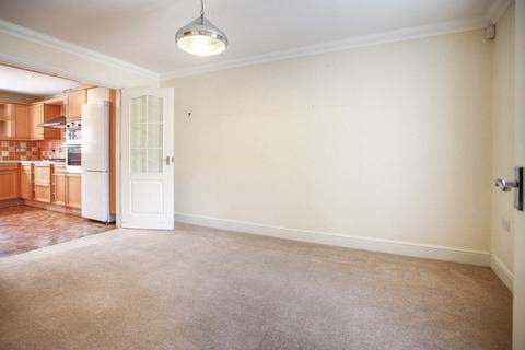 12 Beceshore Close, Moreton-in-marsh, GL56 9NB