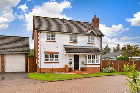 3 bedroom detached house for sale, Nuthatch Gardens, Reigate, Surrey