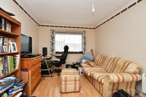 1 bedroom flat for sale, Richmond Road, Gillingham, Kent