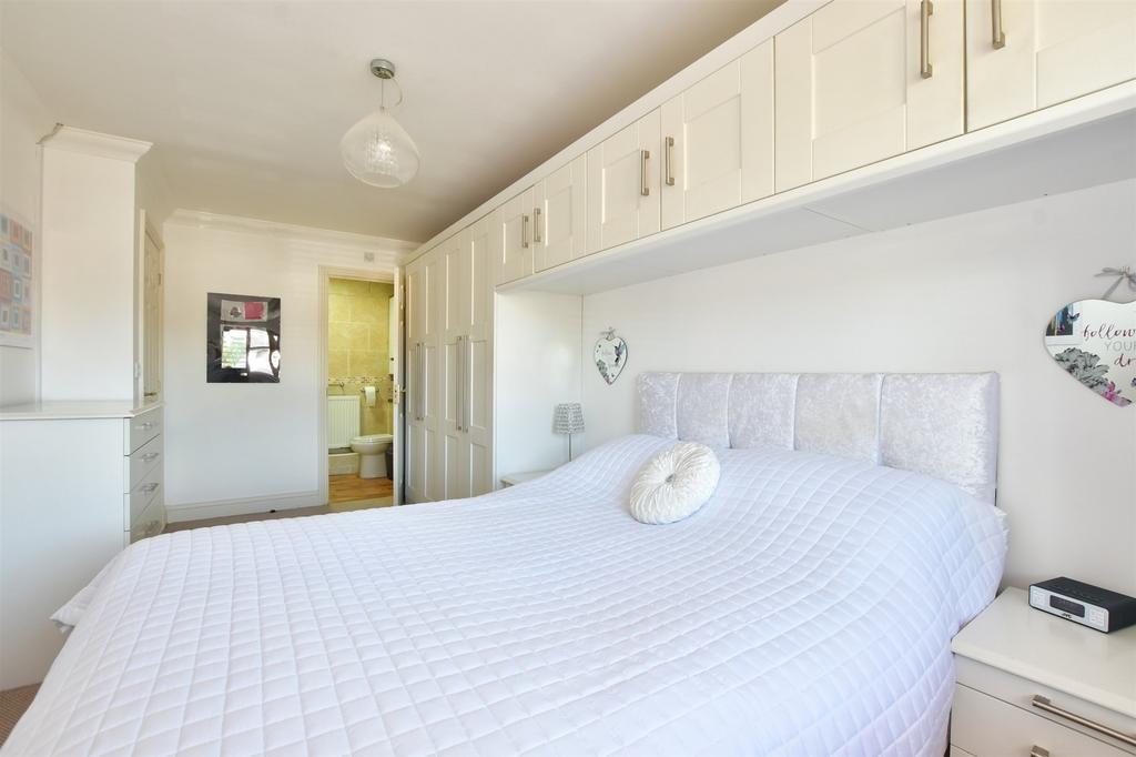 Potash Road, Billericay, Essex 4 bed semidetached house for sale £