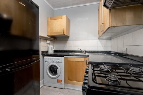 74/12 Angle Park Terrace, Edinburgh, EH11 2JP