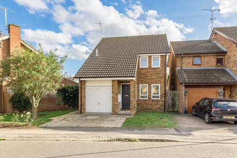 3 bedroom detached house for sale - Mountsfield Close, Newport Pagnell MK16