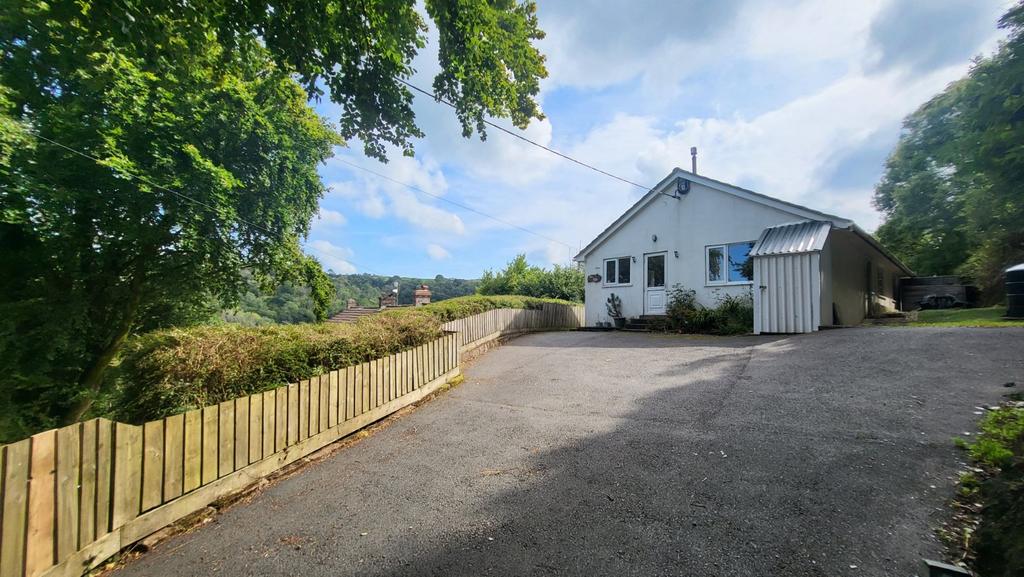 Combe Martin, 3 bed bungalow for sale £337,000