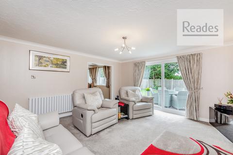 4 bedroom detached house for sale - Longfellow Avenue, Hawarden CH5 3