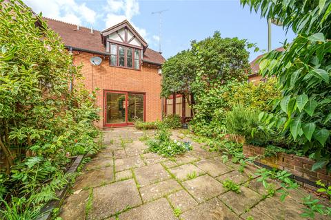 2 bedroom semi-detached house for sale - Foley Mews, Claygate, Esher, KT10