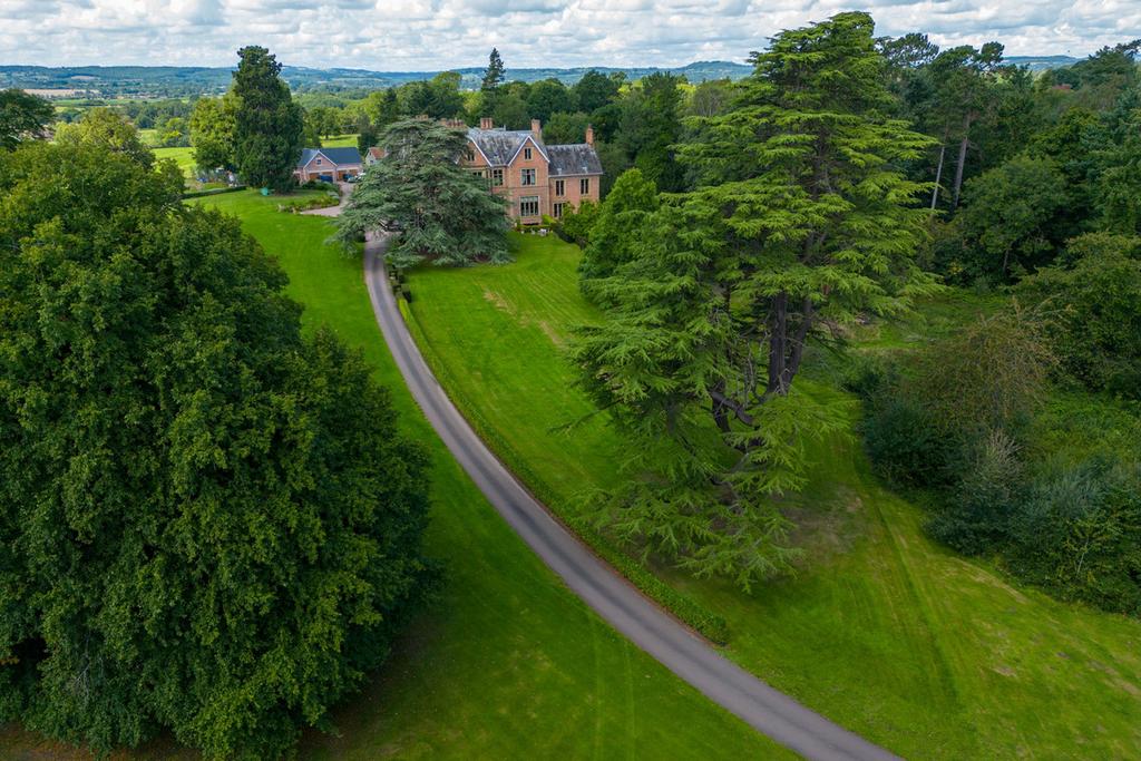Bromyard Road Crown East... 4 bed country house for sale £1,000,000