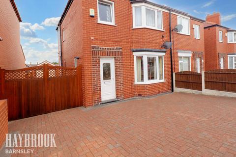 3 bedroom semi-detached house for sale - Kingsway, Wombwell
