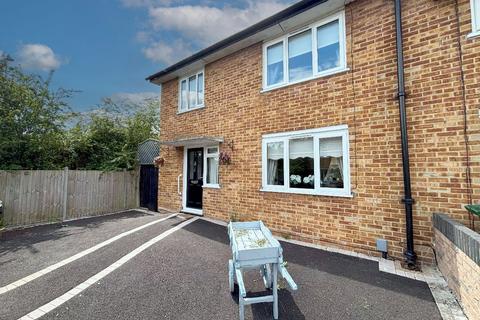 117 Bell Avenue, Romford, RM3 7DH
