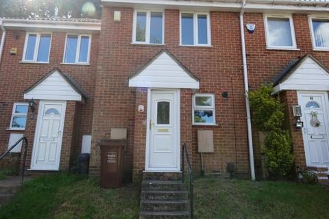 2 bedroom terraced house to rent, Timber Bank, Chatham ME5