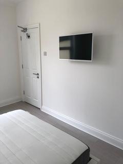 221 High Town Road, Luton, LU2 0BZ
