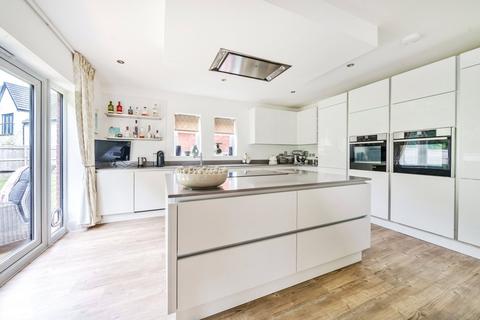20 Ark Royal Avenue, Exeter, EX2 7GP