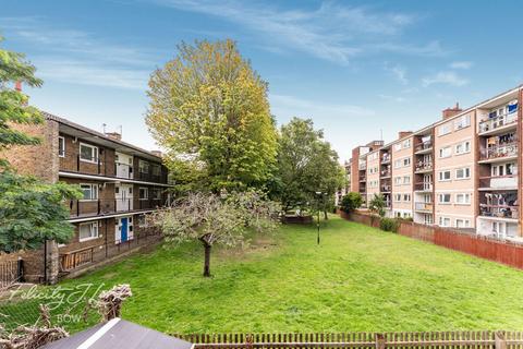 16 Dora Street, London, E14 7TP