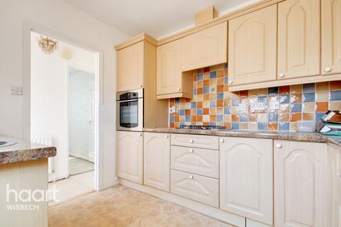 22 Hagbech Hall Close, Emneth, Wisbech, PE14 8EB