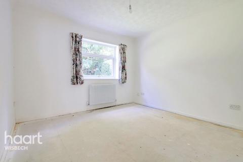 22 Hagbech Hall Close, Emneth, Wisbech, PE14 8EB
