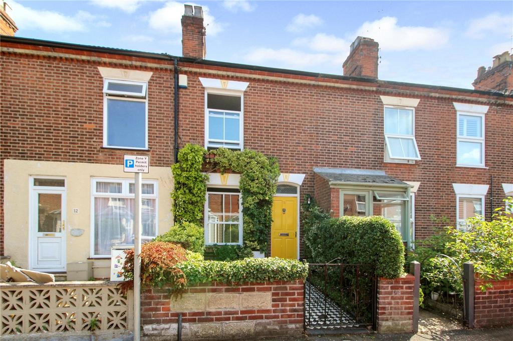 Carshalton Road, Norwich, Norfolk, NR1 2 bed terraced house £1,000