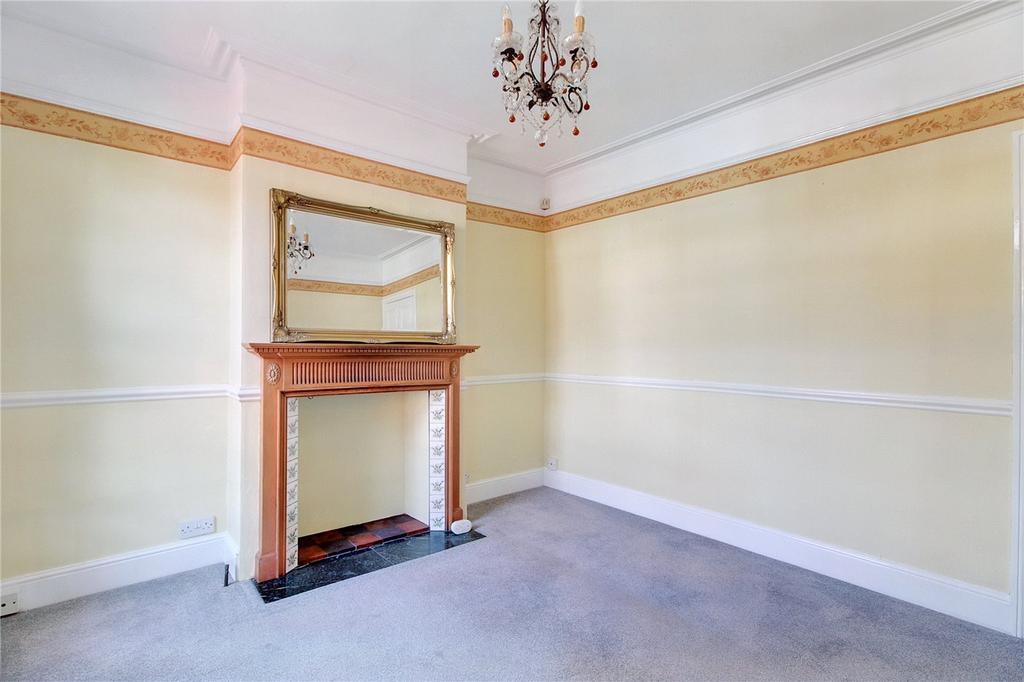 Carshalton Road, Norwich, Norfolk, NR1 2 bed terraced house £1,000 pcm (£231 pw)