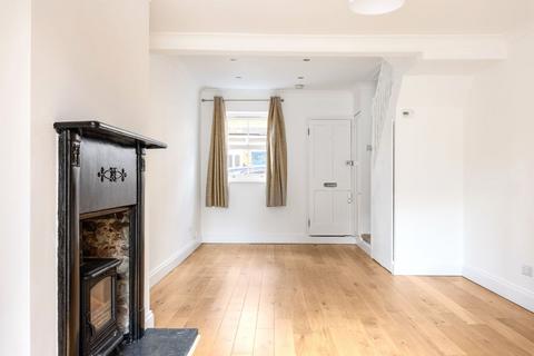40 Camac Road, Twickenham, TW2 6NU
