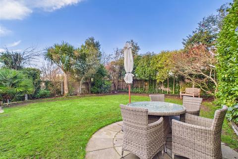 4 bedroom detached house for sale, Selfridge Avenue, Hengistbury Head, Bournemouth, Dorset, BH6