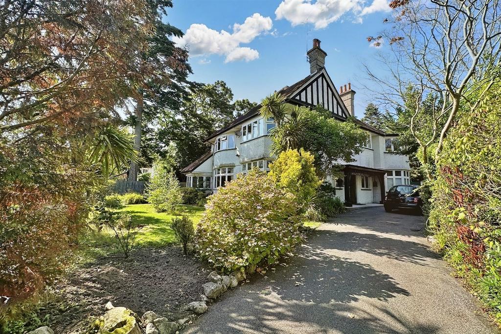 Talbot Woods 5 bed detached house for sale £1,100,000