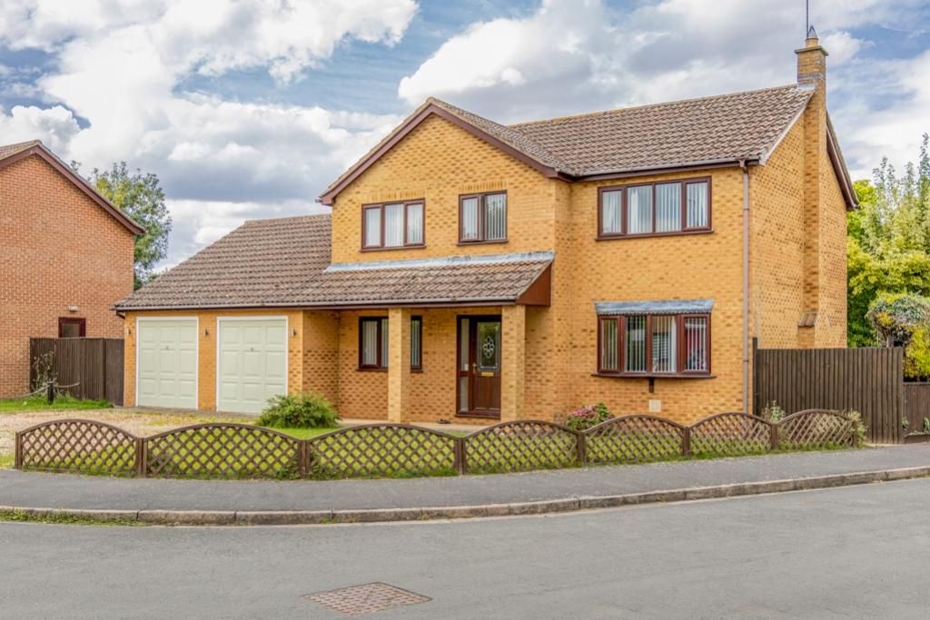 6 All Saints Close (Moulton)-7