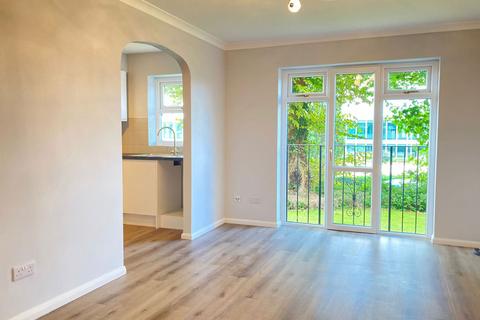 undefined, Station Road, Kings Langley, WD4 8SD