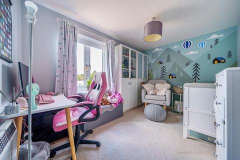 8 Beechgate, Witney, OX28 4JL