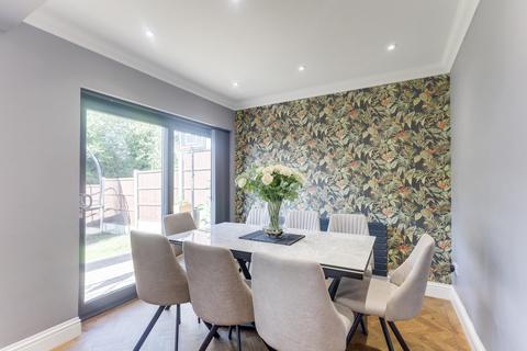 1 Boyce Green, Benfleet, SS7 5LF