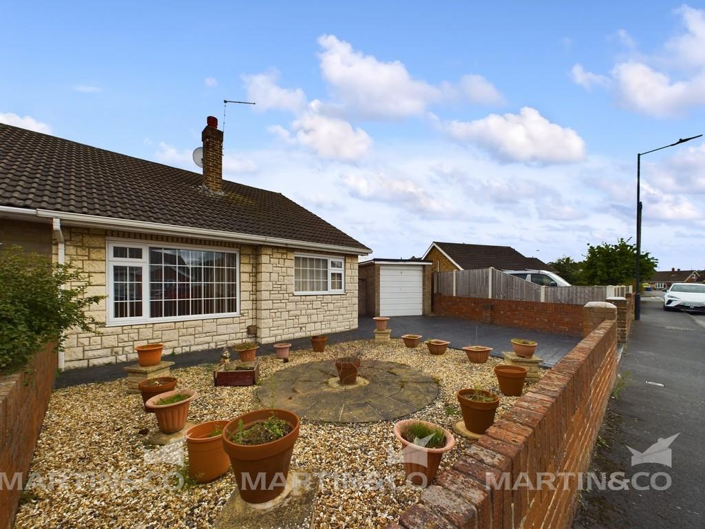 Mallard Avenue Barnby Dun Doncatser 3 Bed Semi Detached Bungalow For