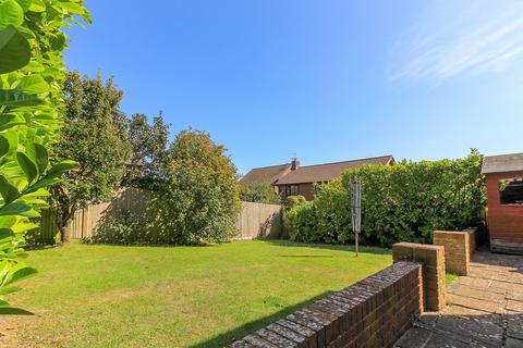 1 Barnett Way, Uckfield, TN22 1XH